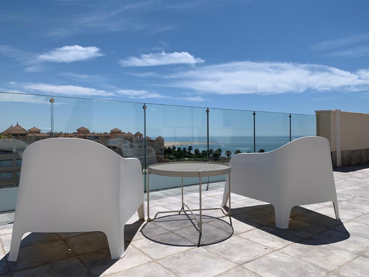 Penthouse With Wide Terrace Next To The Ocean Appartement Huelva Buitenkant foto
